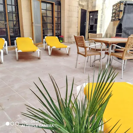Elegant In Iz-zebbug + Pool